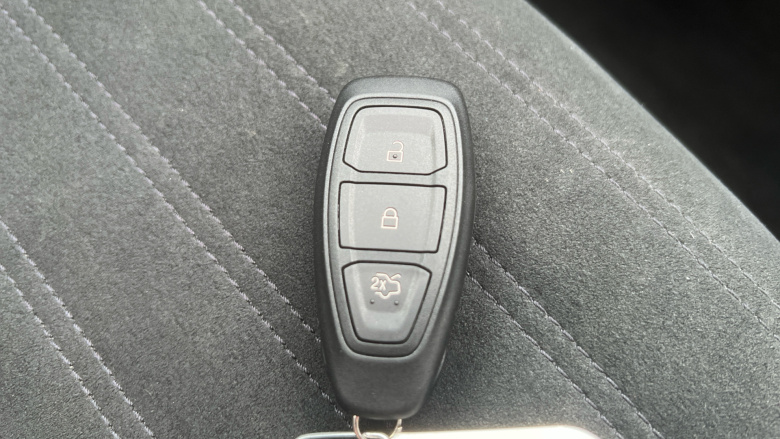 Ford Kuga 2.5 PHEV ST-Line X 5dr CVT Estate